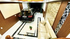 mặt tiền đường 4x16m trệt 2 lầu sân thượng có 4pn 5wc xe hơi ngủ trong nhà p14 gv