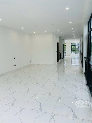 cho thuê shophouse - 122m2/sàn đã hoàn thiện cơ bản