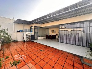 cần bán penthouse tecco bình tân - căn hộ 2pn có sân thượng - 131m