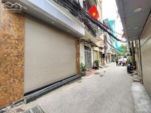 Bán nhà Lĩnh Nam 4 tầng, nhỉnh 6 tỷ, ô tô đỗ