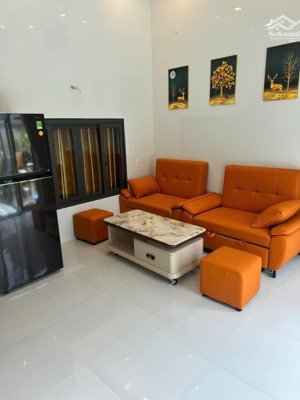bán nhà hẻm 78 cao lỗ bên hông bệnh viện q8 cách aeon chỉ 200m full nội thất cao cấp