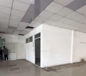 kho trần xuân soạn cần cho thuê gấp 630m2 đường xe cont vào tận cửa