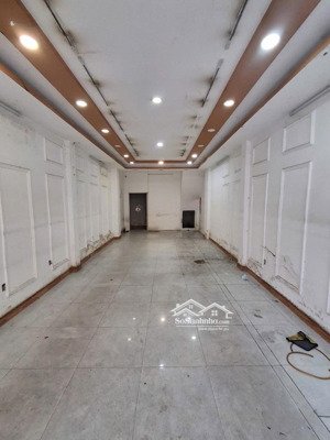 chỉ 17,5 tỷ còn thương lượng - mặt tiền - kinh doanh - ông ích khiêm - khu vip q11 - 50m2 ( 4x12.5
