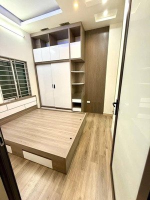 bán nhà quan nhân, thanh xuân dt=28m2, 5 tầng, giá 4,5 tỷ
