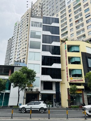 bán 2mt lê quang định , dt 20x53, giá 180 tỷ , 5 tầng, gọi là chốt, mua là lời