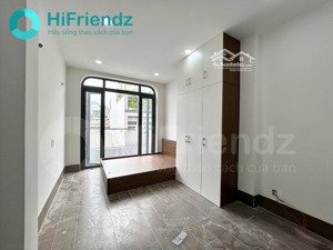 cho thuê căn hộ studio ban công lớn_máy giặt riêng_full nt new 100%_được nuôi pet gần đại học ueh