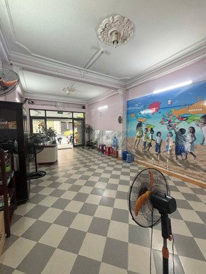 cho thuê nhà nguyên căn đường đào tấn, ngay trung tâm gần cầu rồng