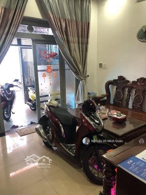 biệt thự mini 3tầng khu vip phạm văn bạch p15 tân bình.dt 6mx13m nở hậu 7m. đường thông. chỉ 8.3tỷ
