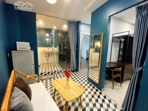 cho thuê căn hộ sang trọng ngay trung tâm quận 1