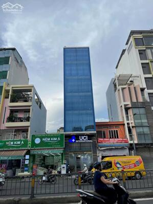 Bán nhà mặt tiền 32 Nguyễn Văn Cừ, Quận 1 DT 5x12m CN 60m2 Giá 28 tỷ