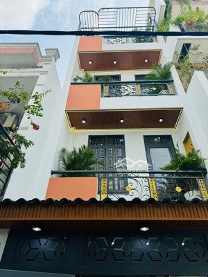 đi nước ngoài định cư bán gấp nhà ở đường hậu giang, phường 2, quận 6, giá 2 tỷ 500 triệu