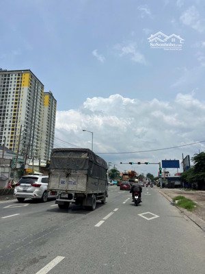 bán lô góc 2 mặt tiền siêu đẹp tại kdc châu thới quốc lộ 1k dĩ an