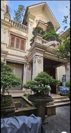 #biệtthự đơn lập, 5 tầng, khu vinhomes riverside long biên dt215m, mt9m. giá tốt.