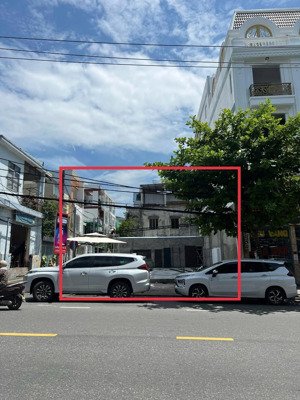 chính chủ bán nhà 2 mặt tiền 10m đường nguyễn văn thoại. sẵn hđ thuê 70 triệu/tháng