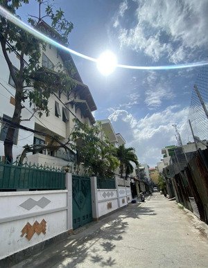 biệt thự 2 mặt tiền, ngang 10.8m, 4 tầng, lý phục man, 14.xt