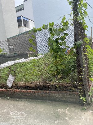 bán đất mặt phố ngô gia tự long bien dt 35m* mt 3m4 kinh doanh vỉa hè khủng đương 40m giá 11tỷ