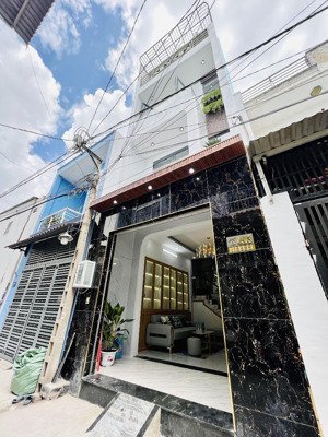 nhà phố đẹp sổ riêng, hẻm xe tải, trệt, 3 lầu, 4pn, sân thượng, ngay bệnh viện q12 giáp gv