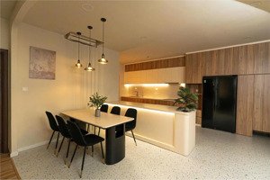 cần cho thuê chcc carillon quận tân bình. dt 65m2, 2 phòng ngủ, giá 11 triệu. lh đức.