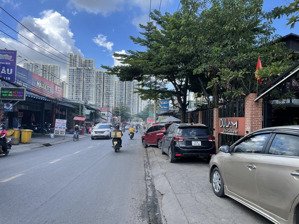 bán nhà mt nguyễn xiển, dt 5x24m=120m2 gia 14 tỷ, ngay cổng vincity, kinh doanh đa nghành nghề