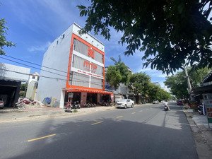 cần bán nhà 5 tầng đường huỳnh tấn phát - hải châu- đn. dt:195m2, có thang máy, cho thuê 50tr/tháng