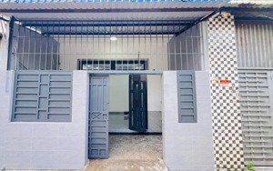 bán nhà cấp 4 sổ sẵn, cách chung cư park land 400m, dt 65m2, giá 2,65 tỷ, hỗ trợ vay ngân hàng