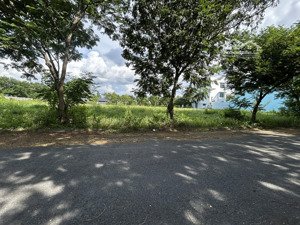 bán lô đất thổ cư đường số 4 khu đồng tâm green city, phường 6, tp tân an. _ diện tích: 7,2 x 23.