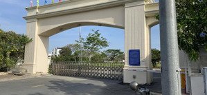 siêu hot đất lô góc 318m2. 15x22m. đ 16m. bộ công an. đ phạm hữu lầu , pk, nhà bè giá: 76tr/m2