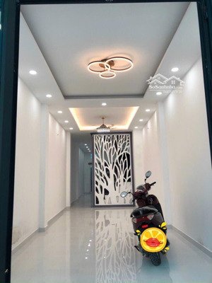 bán nhà mặt tiền đường phạm cự lượng