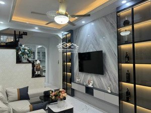 chính chủ cần bán nhà tại mỹ đình ii, 8,15 tỷ, 40 m2, 4 tầng, ngõ 3m