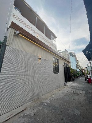 sốc!hẻm xe tải thông gần công viên làng hoa-gò vấp-ngang 10m-50m2-3tầng-shr đã hoàn công chỉ 4,35ty