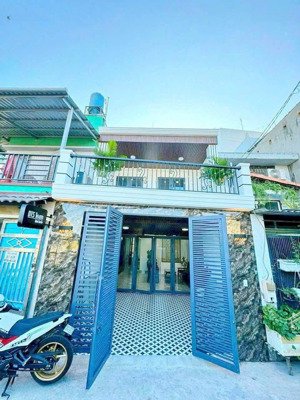 chú ba bán nhà 89m² đường phạm văn bạch, p15, tân bình. hẻm 5m, sổ riêng. hoàn công đủ,giá 3 tỷ 120