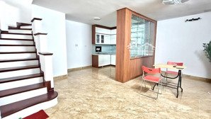 trần cung - nhà dân xây 40m2 - mt 6,4m - 5 tầng - chào 9,8 tỷ. gần hoàng quốc việt, bv e