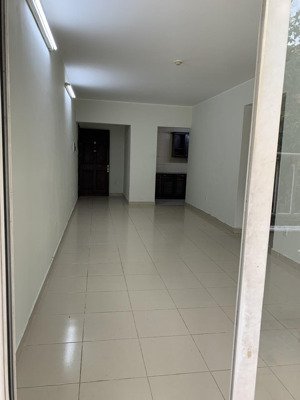 bán căn góc 72,56m2 chung cư bàu cát 2 vị trí lô m, giá bán 3.450ty lh e : 