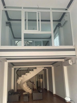 bán nhà mặt tiền chu văn an bên cạnh siệu thị nguyễn kim bmt . 7 tỷ