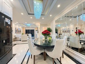 siêu phẩm hoa hậu 140m2 goldmark city, có slot ô tô, full nội thất