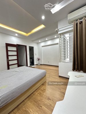 bán nhà yên phụ cách phố 1 nhà ra phố . nhà đẹp ở ngay . tiện ích đầy đủ