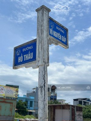 đất mt view biển. cách biển mỹ khê chỉ 100m. thích hợp xây căn hộ, khách sạn