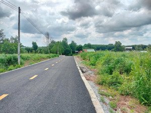 bán lô đất thổ cư ngay tthc tại bình dương, 199,9m2 giá 760 triệu. gọi số 