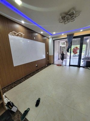 bán nhà 3 tầng 3 mê mt đường phạm viết chánh- hoà thọ đông