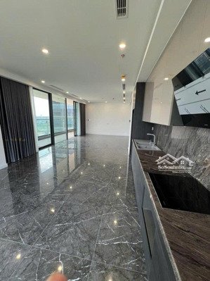 cho thuê căn 2pn 123m2 view sông giá chỉ 22tr/tháng tại sunshine golden river - em hoàng 