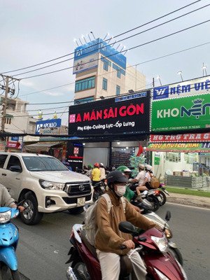 bán nhà 2 mặt tiền lê văn việt ( 8m x 40m ) ngay ngã tư thủ đức đang cho thuê 100tr tháng