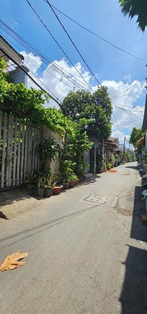 hẻm tải thông tô ngọc vân - tam phú gần bv thủ đức - phạm văn đồng - 95m2 nhà 2 tầng.