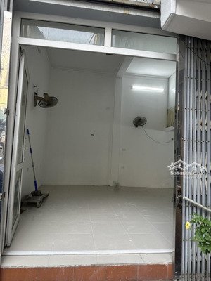 chính chủ cho thuê nhà riêng phù hợp với hộ gia đình, cho thuê lâu dài.