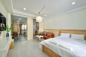 cho thuê căn hộ cao cấp full nội thất ngay vòng xoay cống quỳnh quận 1