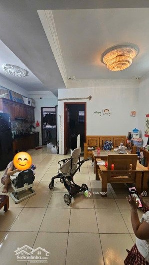 chính chủ bán căn 63m toà 8 - cc đại thanh:
dt: 63m - 2n - 1vs
chỉ: 2,65 tỷ (sđcc)
nhà thoáng, tầng