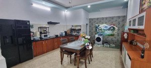 bán nhà 3 tầng kđt phước long a . dt : 97m2 ngang 5m giá 7 tỷ . sổ hồng đầy đủ . lh : 