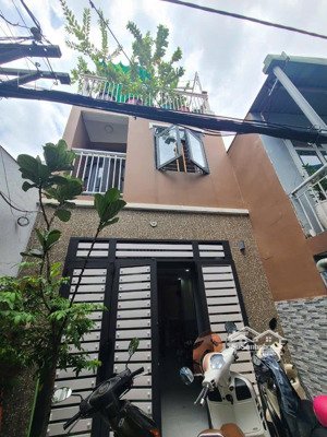 bán căn nhà đẹp 3 tầng, mới tinh vào ở ngay, lê văn lương, quận 7, chỉ 5,2 tỷ (còn thương lượng)
