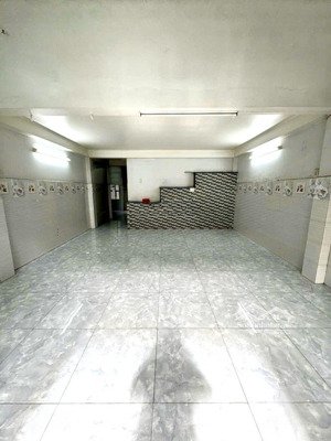 nhà hương lộ 2 - 3 tầng - ngan 5m - dt 90m - ko lộ giới ko huy hoạch - đường 7m