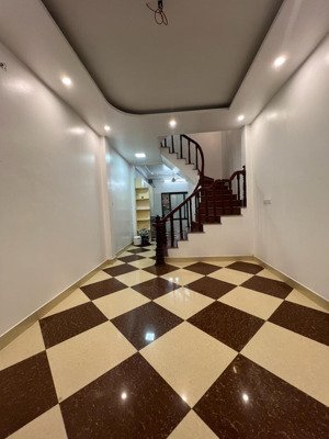 bán nhà phố doãn kế thiện cầu giấy 50m 11ty5. vị trí đẹp an sinh đỉnh tiện ích khỏi bàn 30m ra oto