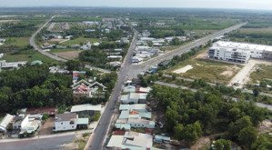chủ kẹt tiền cần bán gấp 2lô đất 2mt đường liên cảng, sát tđc long thọ, giá đầu tư, lh 